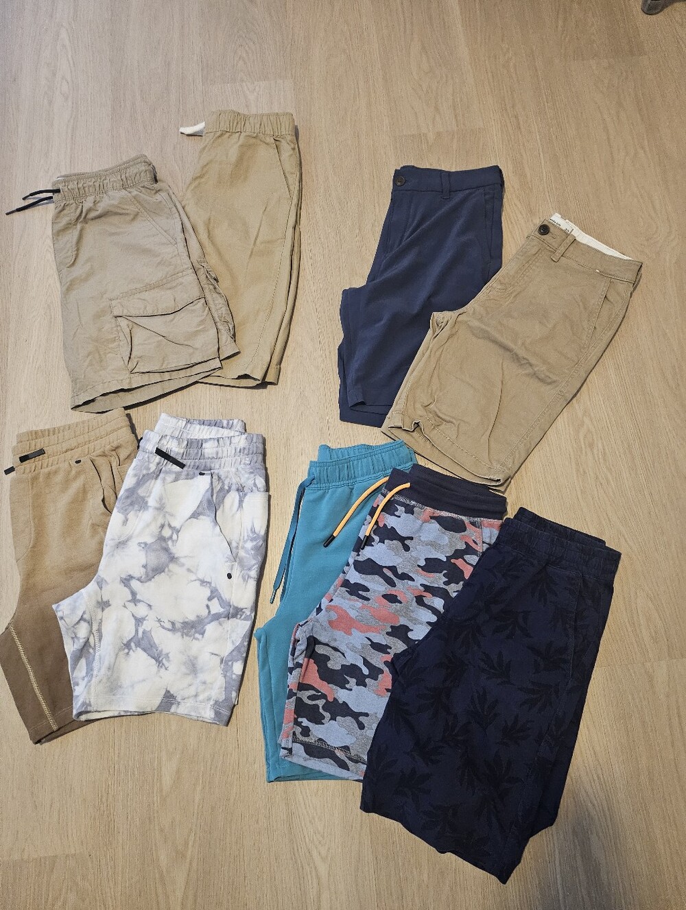 Lot of 9pairs of Boy's Shorts Size 14-16Y